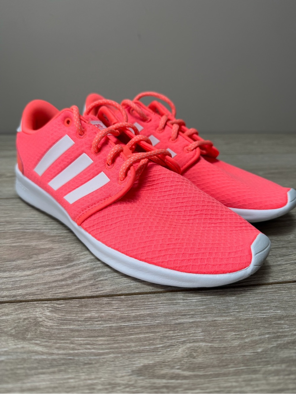ADIDAS Bright Coral Cloudfoam QT Racer Comfort Running Shoes Women’s Size 9